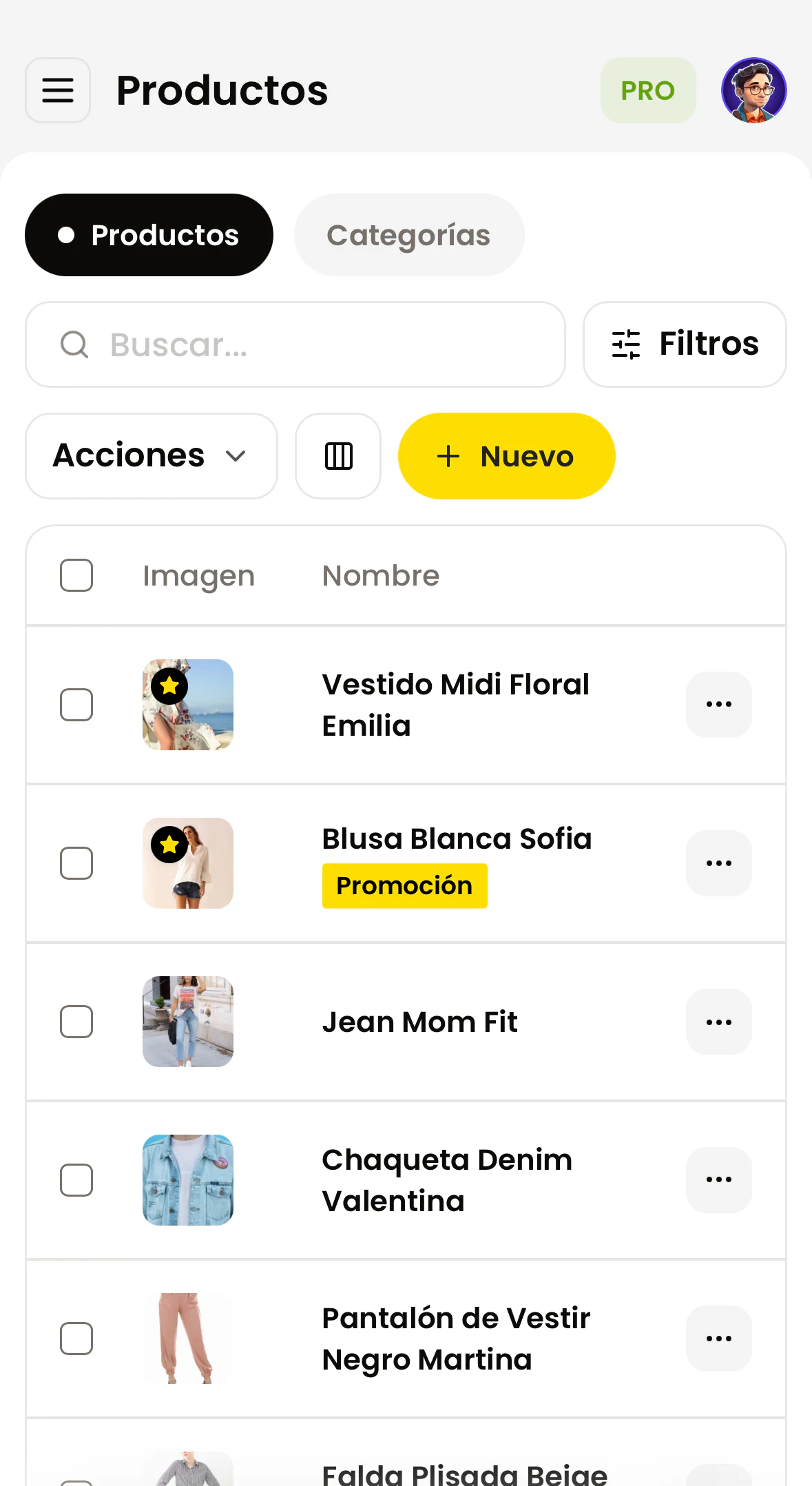 Panel móvil de Shoperly para cargar productos, precios en guaraníes y categorías